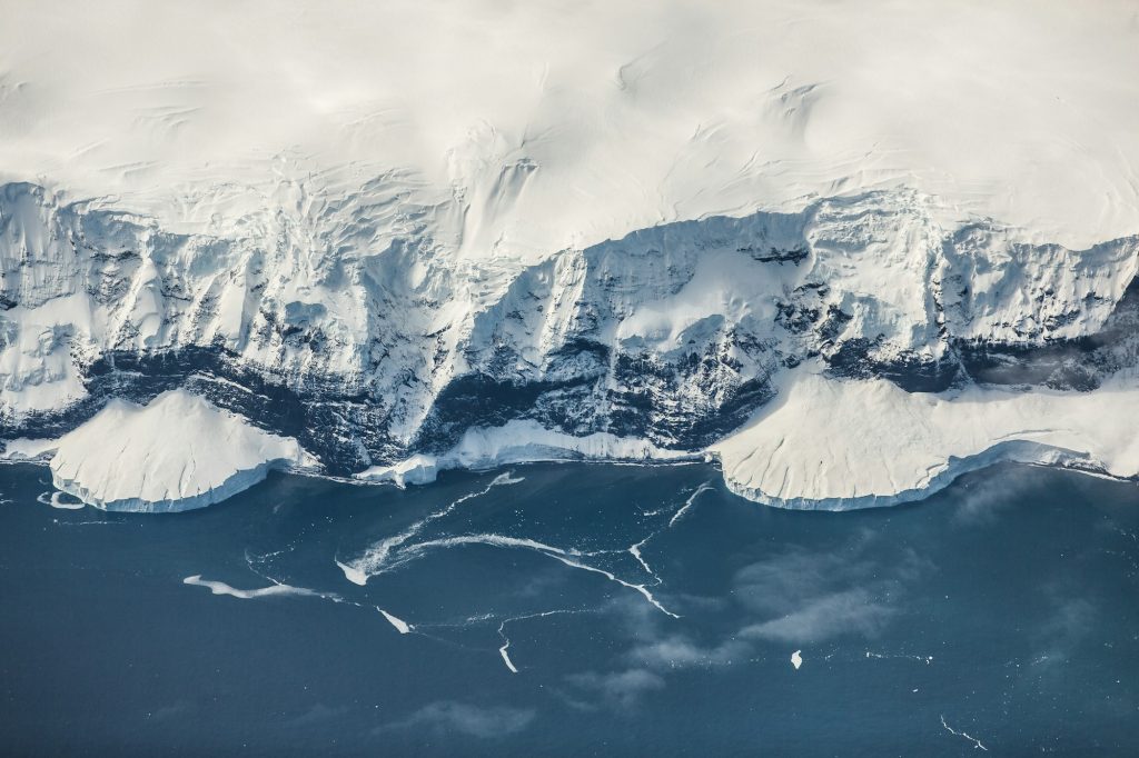 ‘Supermountains’ Buried Under Antarctica Fueled Explosion of Life, Scientists Discover